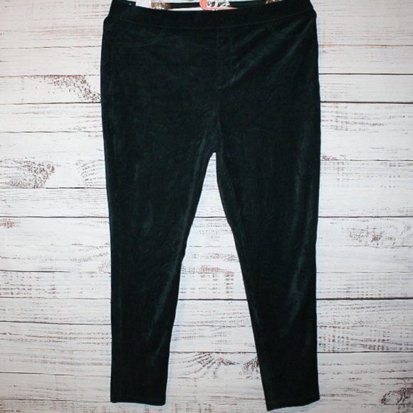 Gloria Vanderbilt Green Corduroy Pull on Midnight Forest Pants Size XXL - Picture 1 of 6